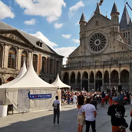 Appartement Et Parking Privatif Le Long De L Escaut Tournai Exterior photo